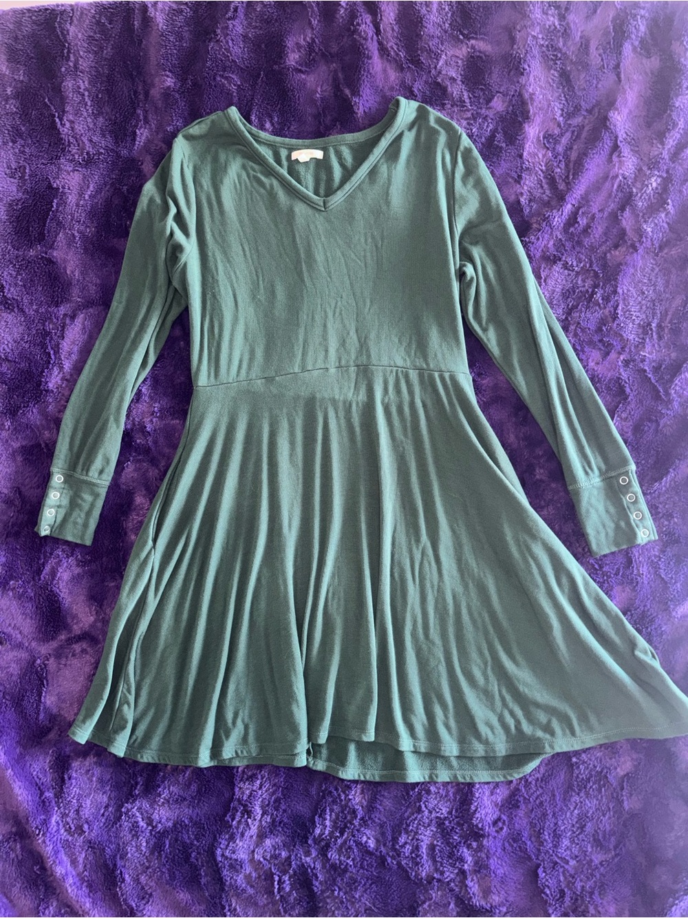 Maurices Hunter Green Long Sleeve V-Neck Swing Dress